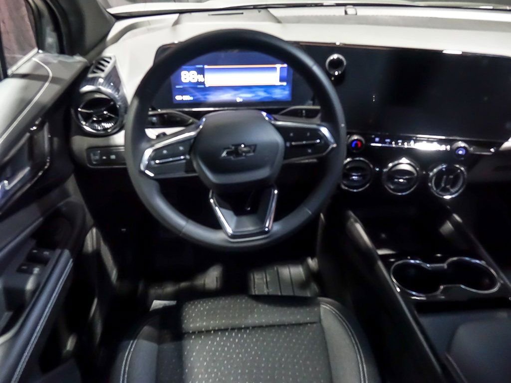 2025 CHEVROLET BLAZER - Image 12