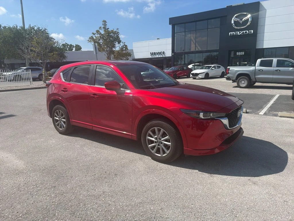 2024 Mazda CX-5 S Preferred package Auto AWD's photo