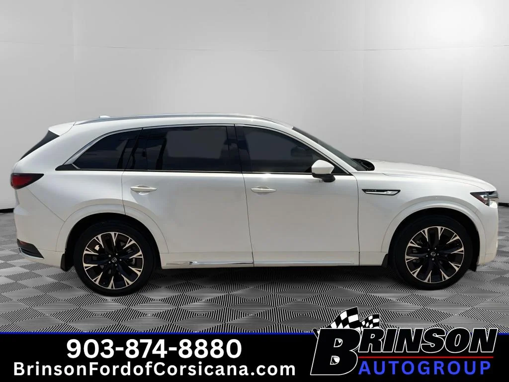 Used 2025 Rhodium White Premium Mazda S Premium Package image 8