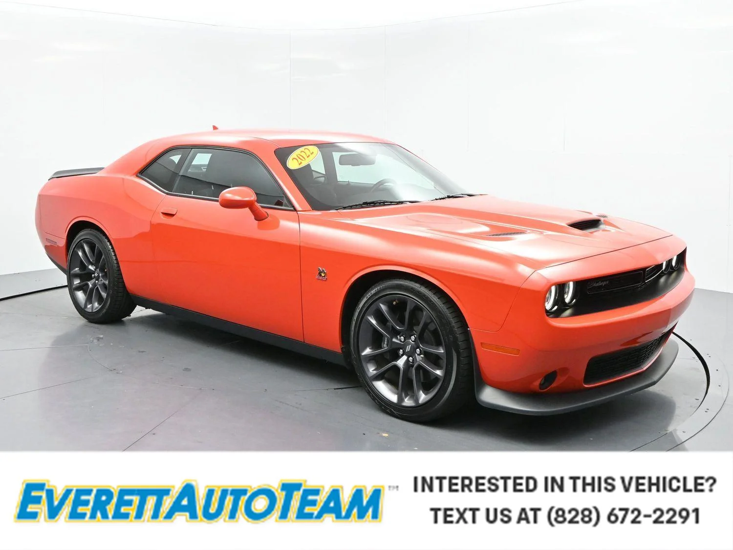 Used 2022 Go Mango Dodge R/T Scat Pack image 1
