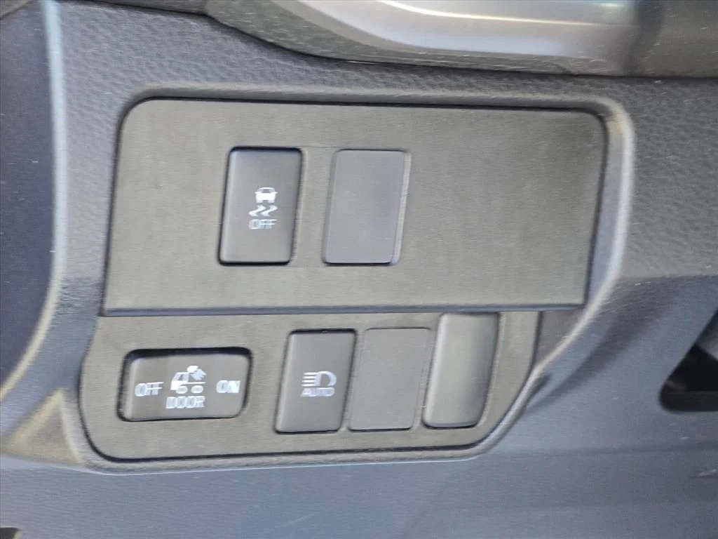 Used 2023 Blue Toyota SR5 image 8