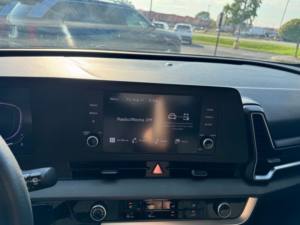 2023 Kia Sportage LX - Photo 13