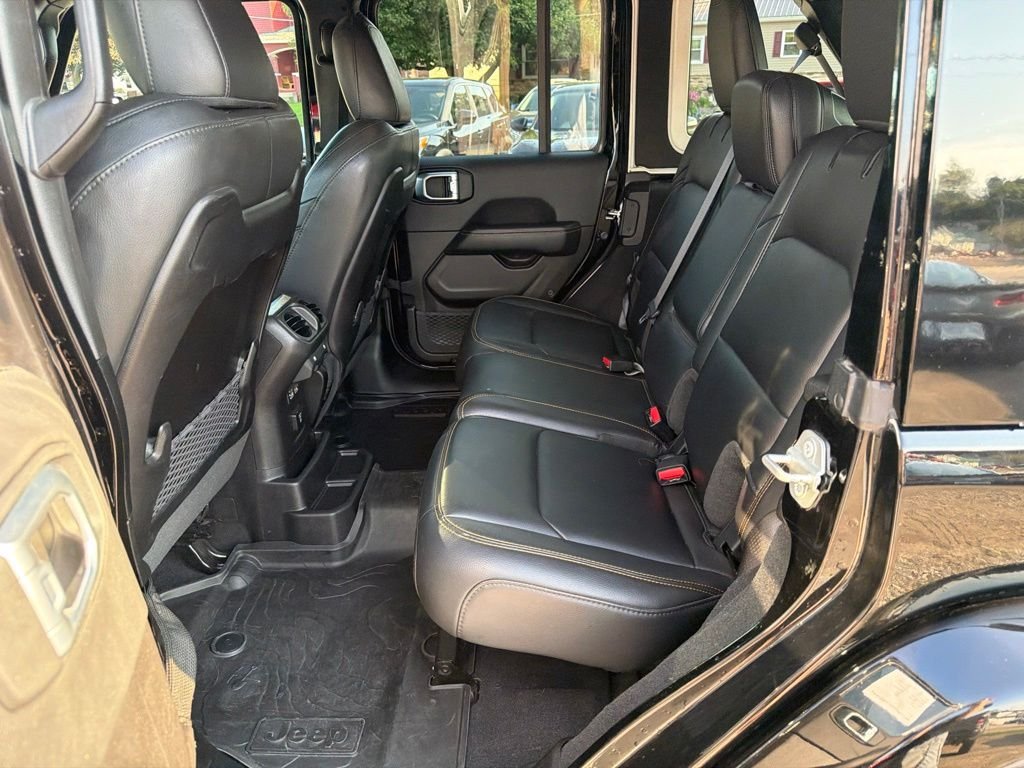 Used 2024 Black Jeep Sahara image 40