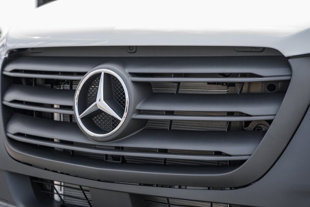 2025 Mercedes-Benz Sprinter Cargo Van Base - Photo 44