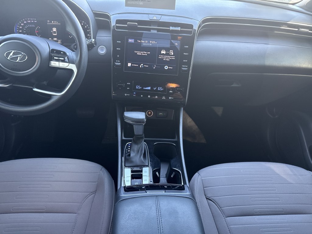 Used 2024 Hampton Gray Hyundai SEL image 14