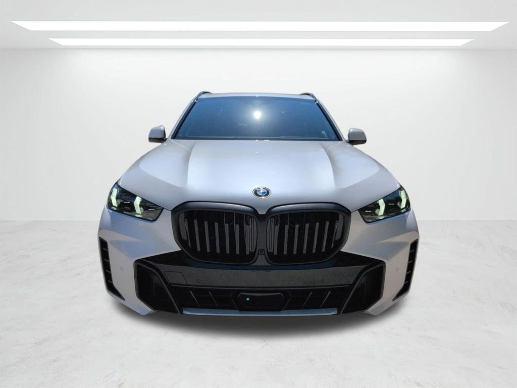 New 2026 White Metallic BMW xDrive40i image 9