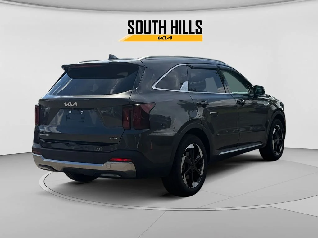 Certified Used 2025 Gray Kia EX image 5