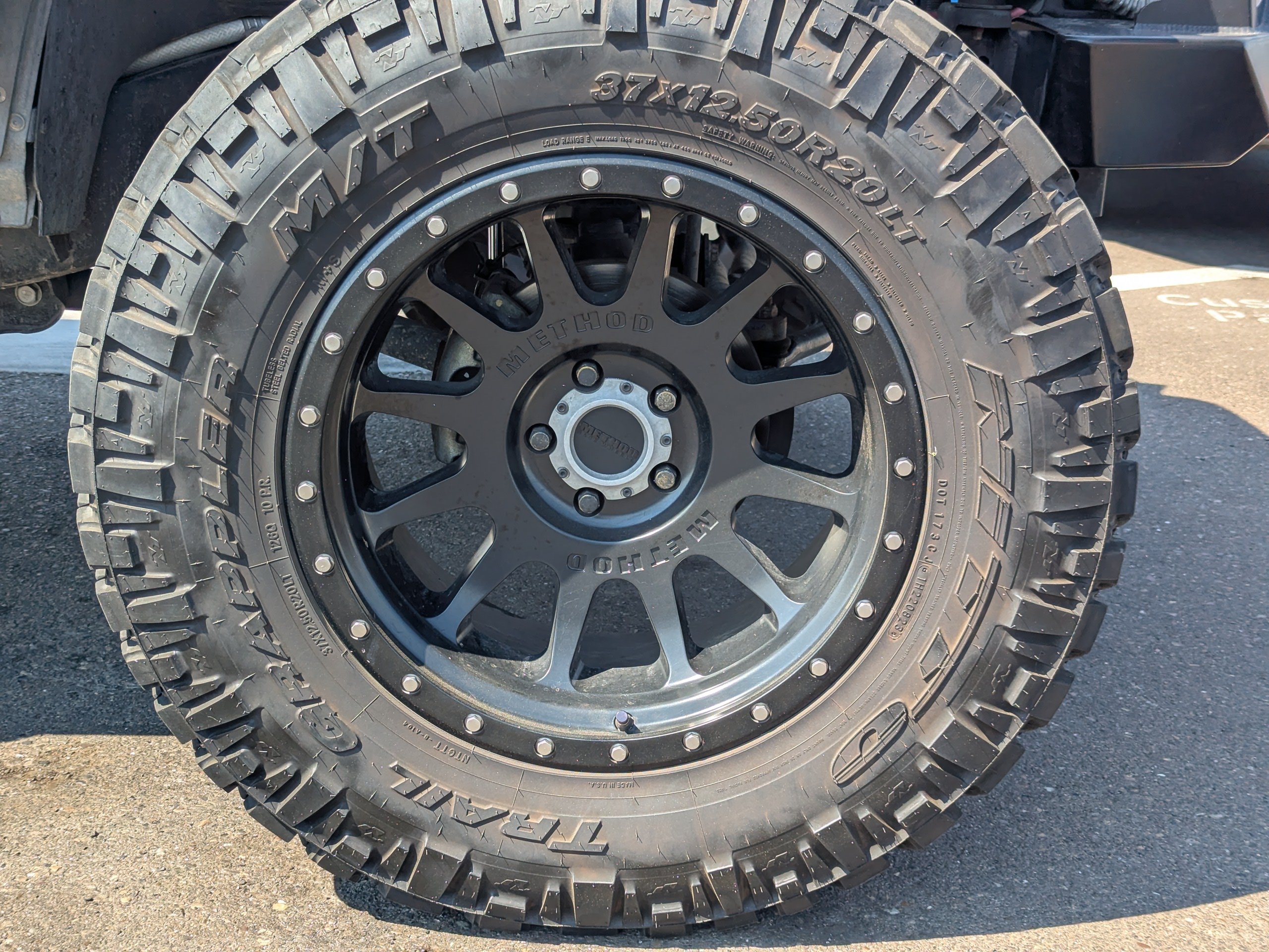 Used 2018  Jeep Rubicon image 42