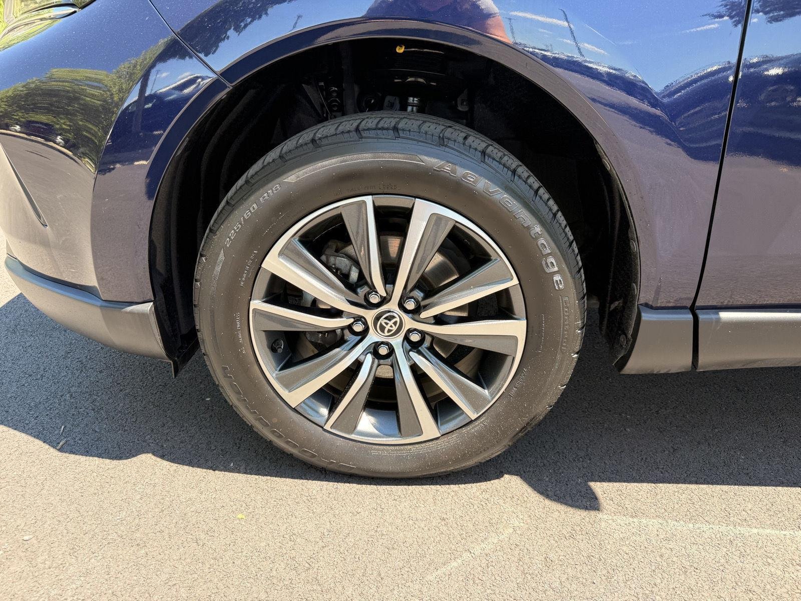 Used 2021 Blueprint Toyota LE image 9