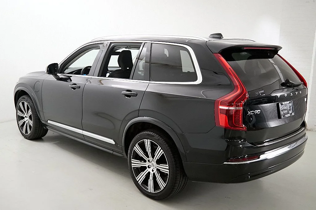 Used 2024 Black Volvo Ultimate image 7