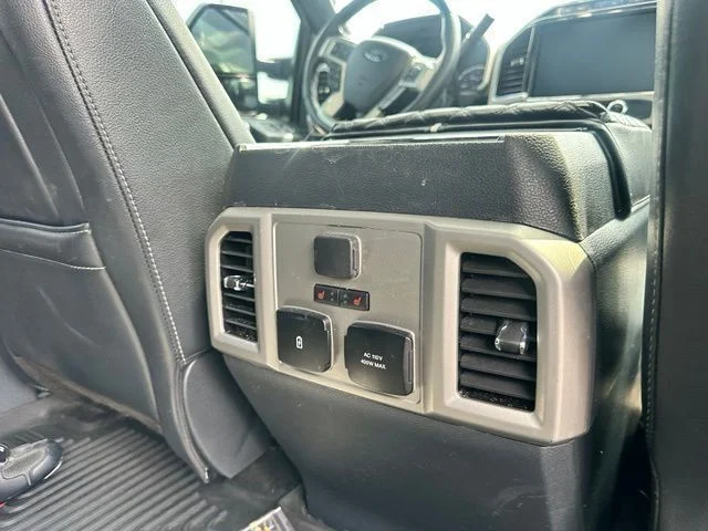 Used 2022 Black Ford Lariat image 27