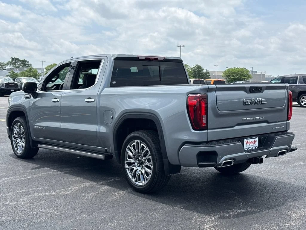 2026 GMC Sierra 1500 Denali Ultimate - Photo 8