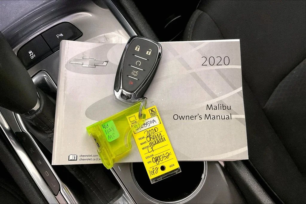 Used 2020 Gray Chevrolet LT image 16