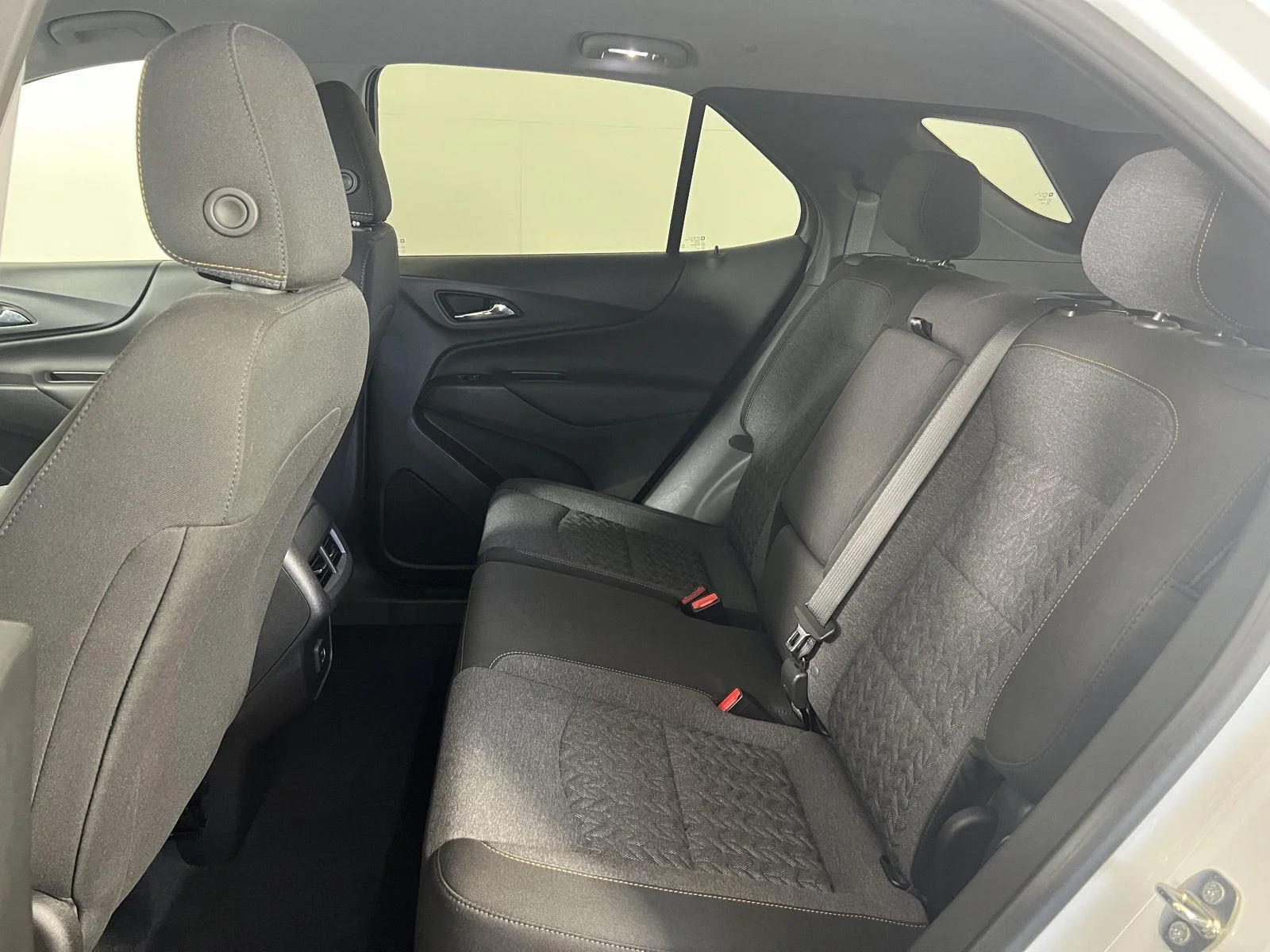 Used 2023 Summit White Chevrolet LT image 24
