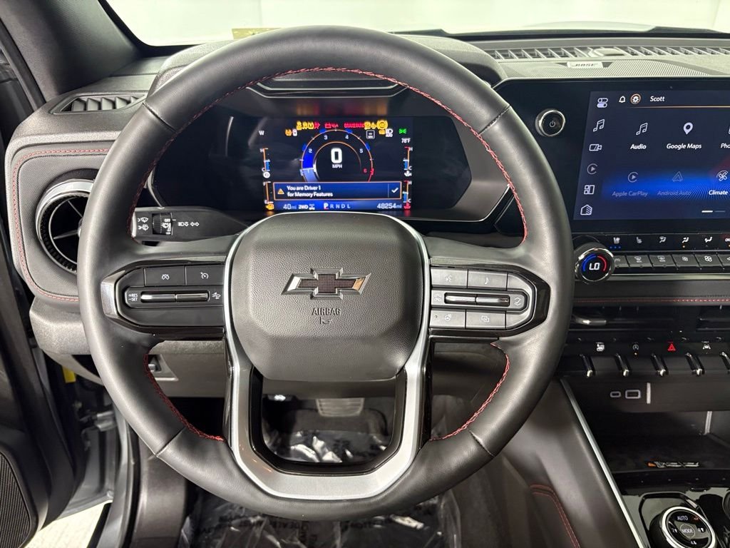 Used 2023 Gray Chevrolet Z71 image 22