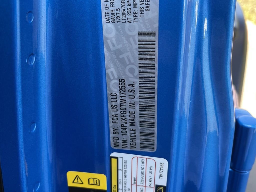 New 2026 Hydro Blue Pearl-Coat Exterior Paint Jeep Rubicon image 44