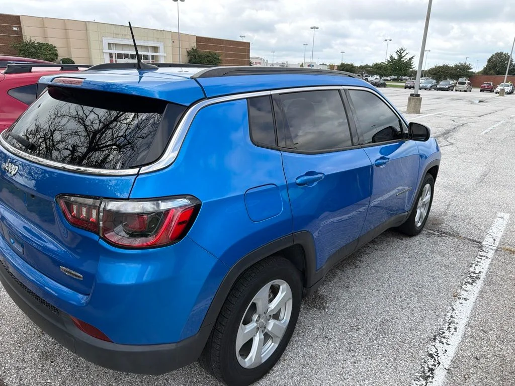 Used 2021 Blue Jeep Latitude image 6
