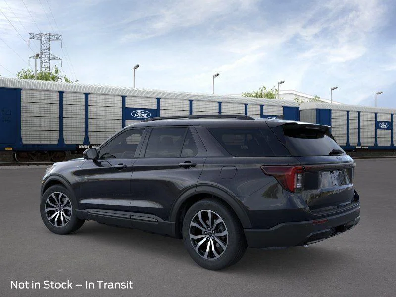 New 2026 Agate Black Metallic FORD ST-Line image 5
