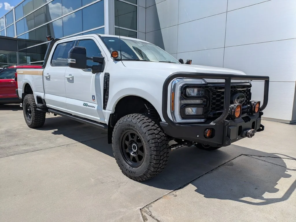 New 2026 Oxford White Ford Lariat image 2