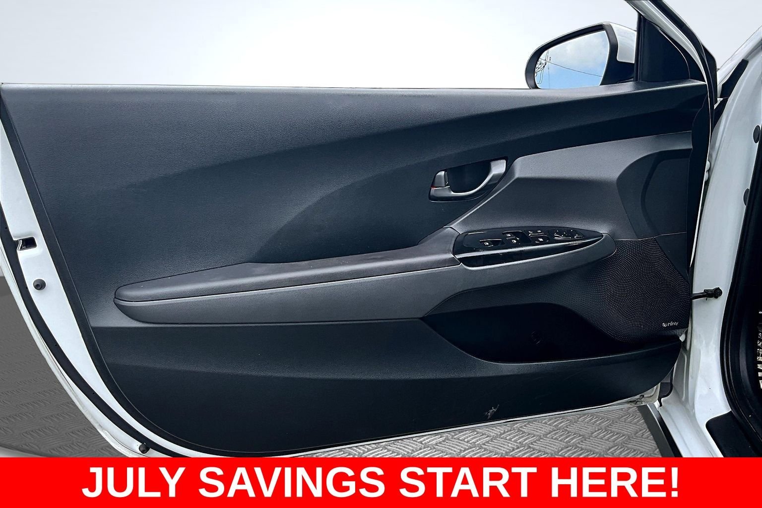 Used 2019 White Hyundai Turbo image 21