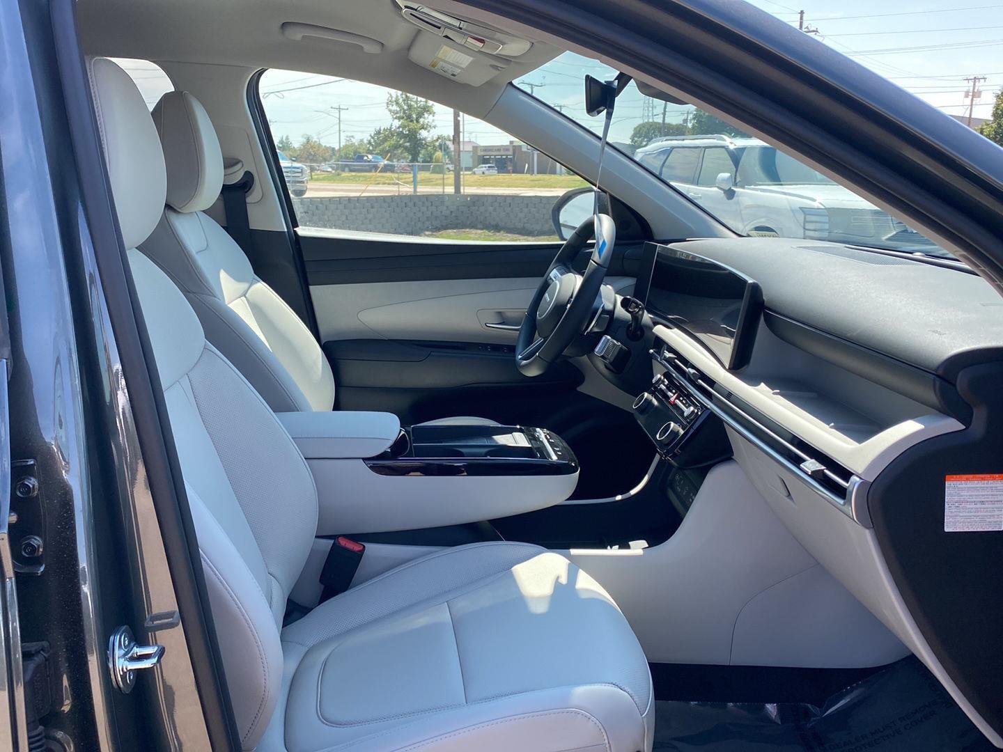 New 2026 Amazon Gray Hyundai SEL Convenience image 22