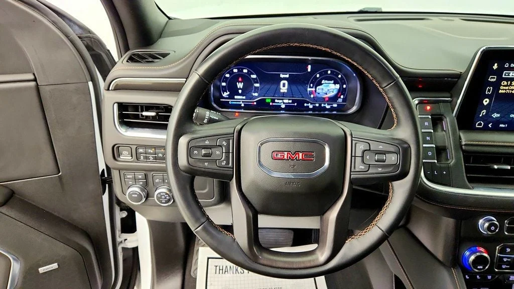 Used 2023 Summit White GMC 4WD 4dr AT4 w/ 6.2L V8 & Panoramic Sunroof image 13