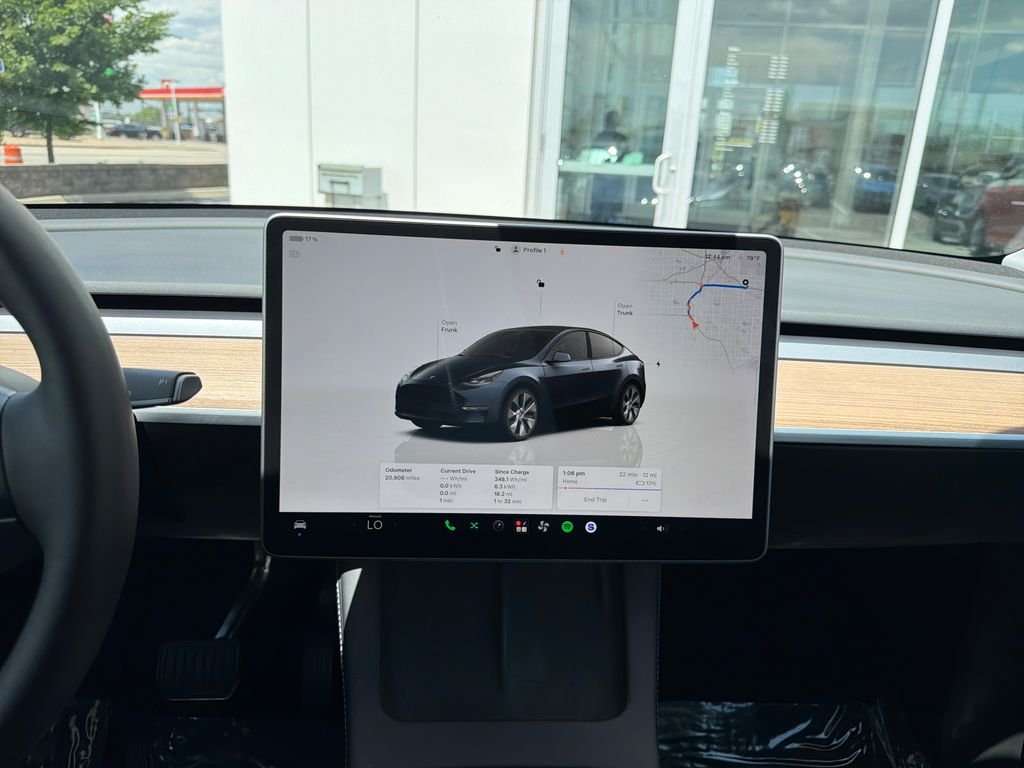 Used 2024 Stealth Gray Tesla Long Range image 15
