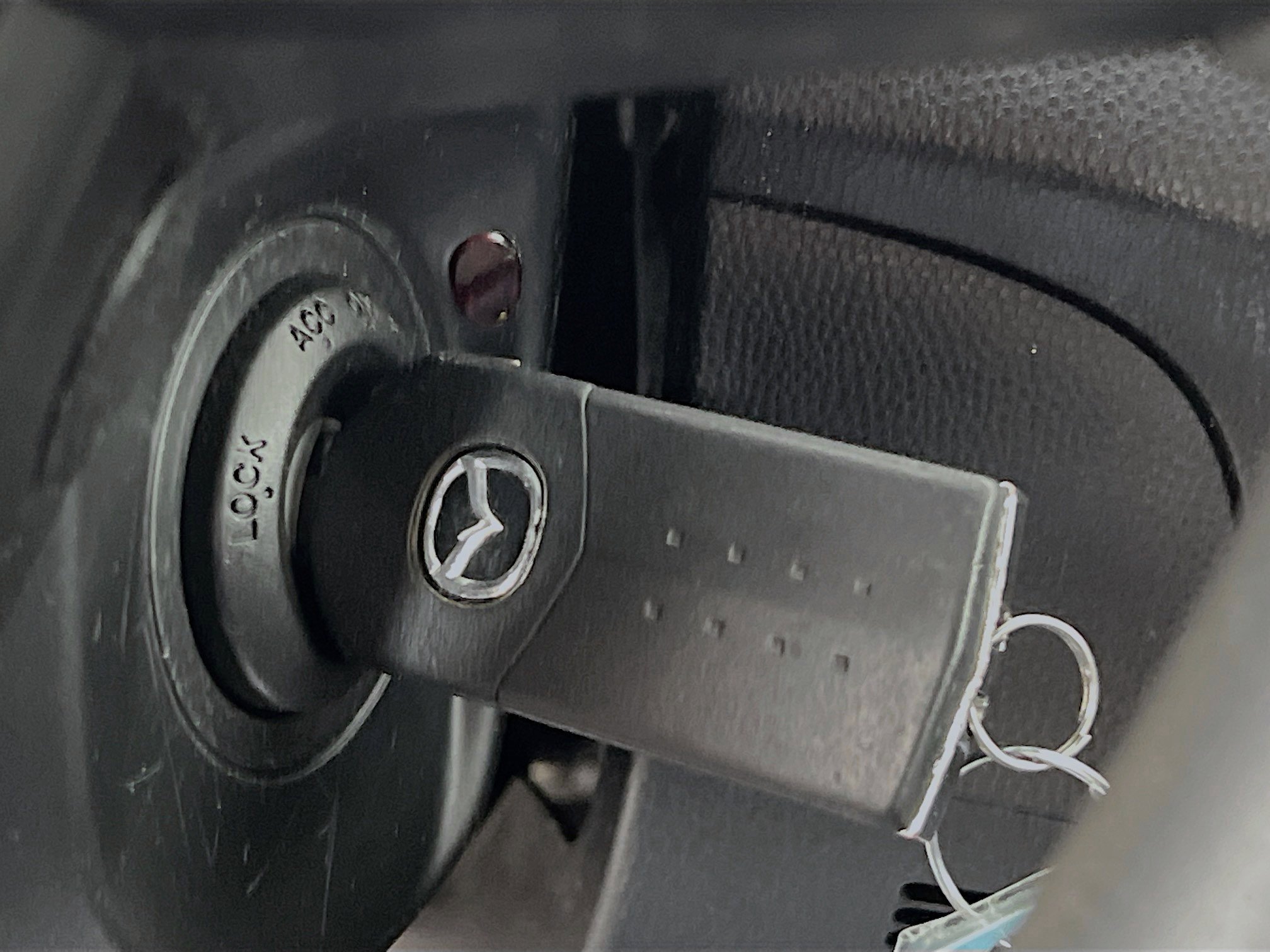 Used 2011 Crystal White Pearl Mica Mazda i Touring image 19
