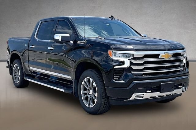 Used 2023 Black Chevrolet High Country image 8