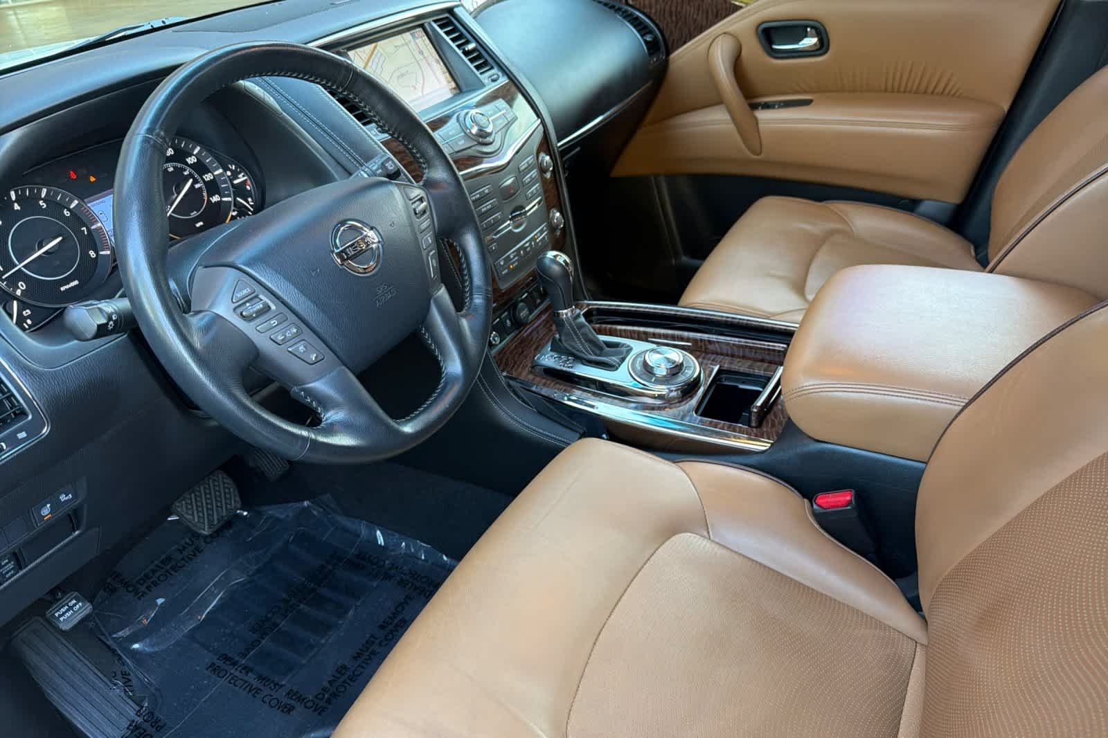 Used 2017 Pearl White Nissan Platinum image 11