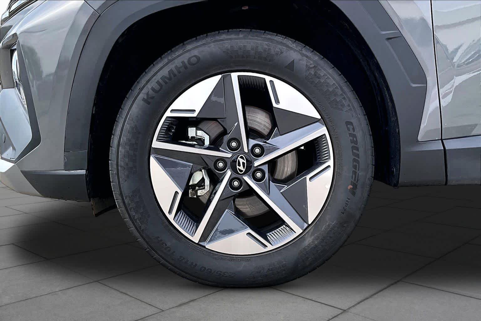 Used 2020 Stormy Sea Hyundai SEL image 9