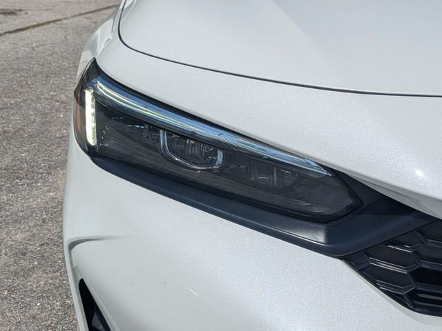 Used 2025  Honda LX image 9