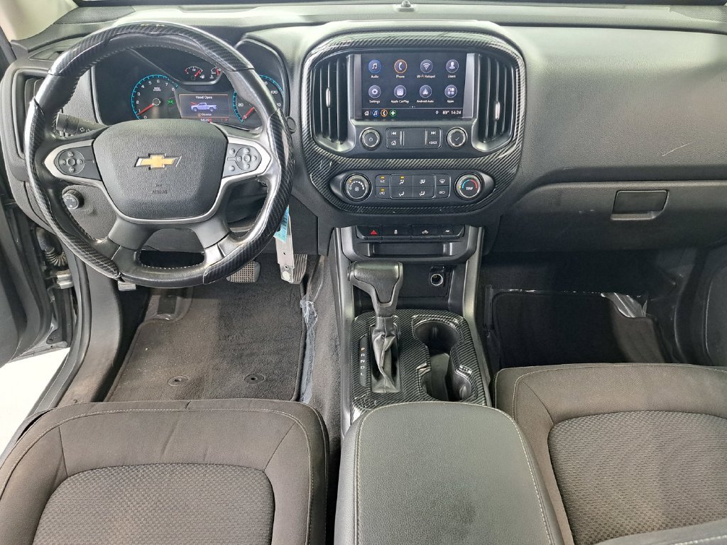 Used 2020 Gray Chevrolet LT image 25