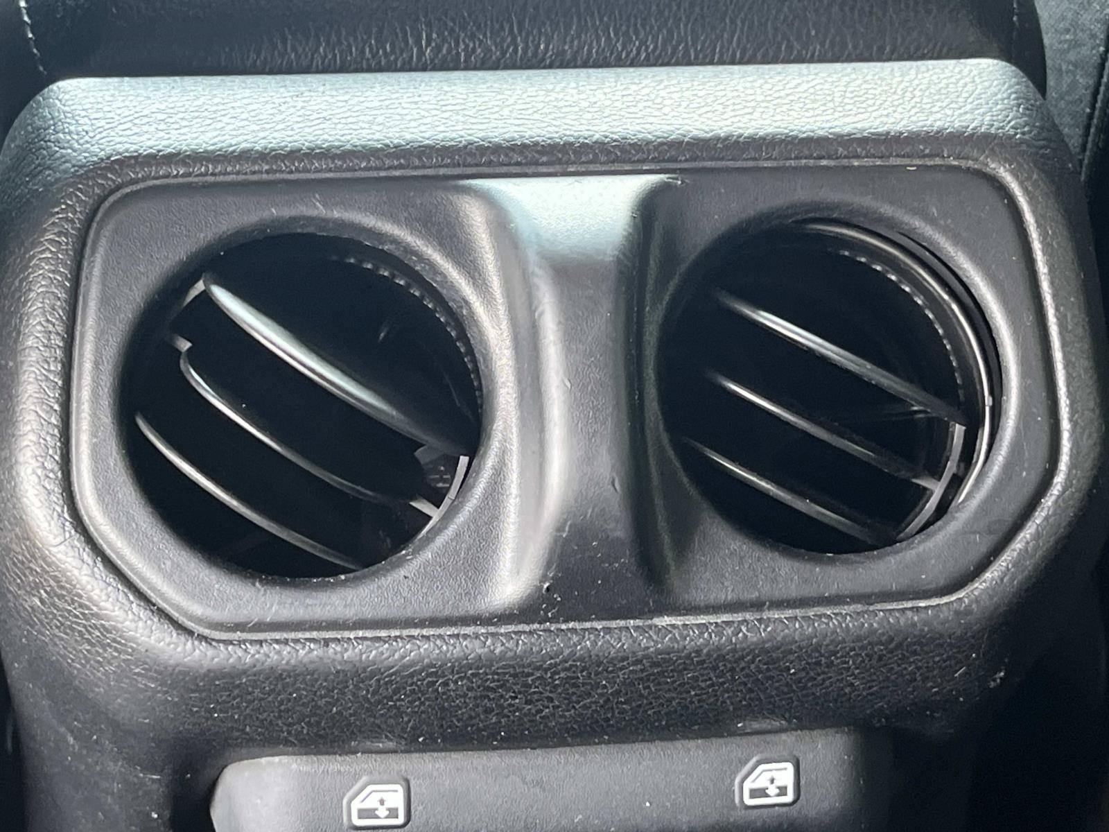 Used 2018 Black Clearcoat Jeep Sport S image 19