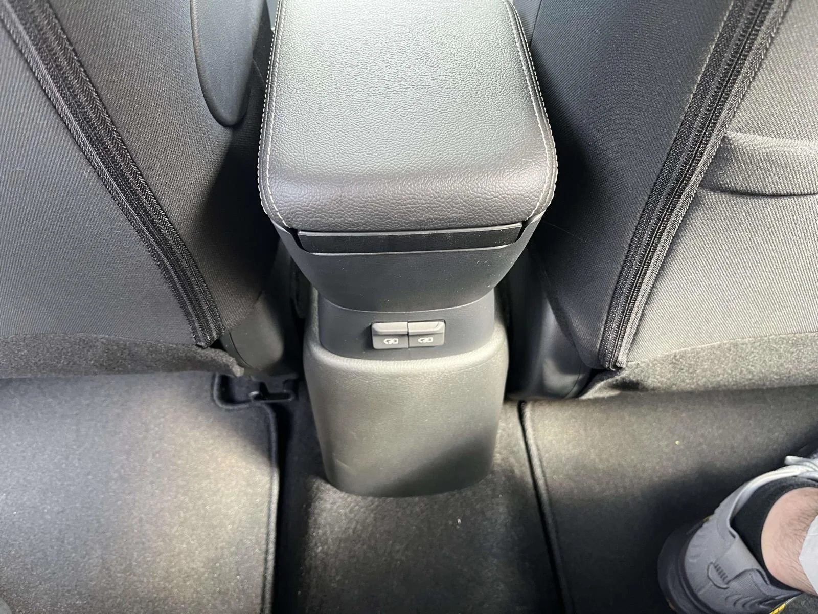 2025 Nissan KICKS PLAY Base - Photo 21