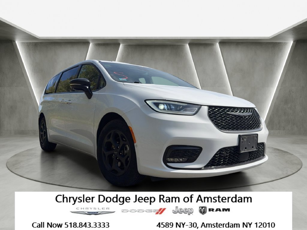 2024 Chrysler Pacifica PHEV Select