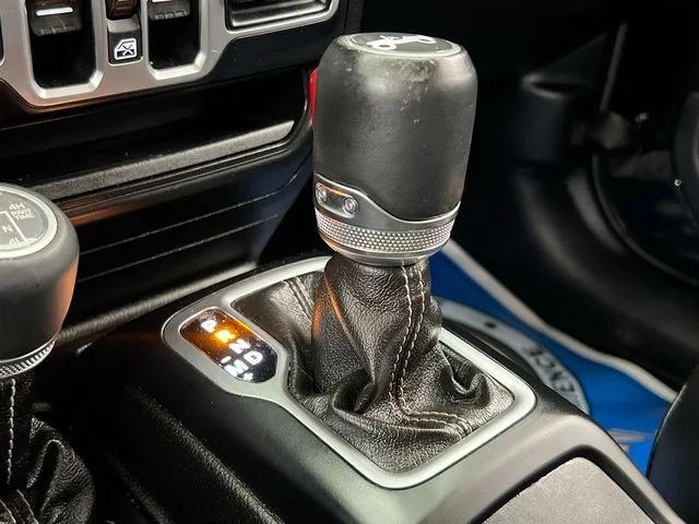 Used 2018 Black Jeep Unlimited Sahara image 27