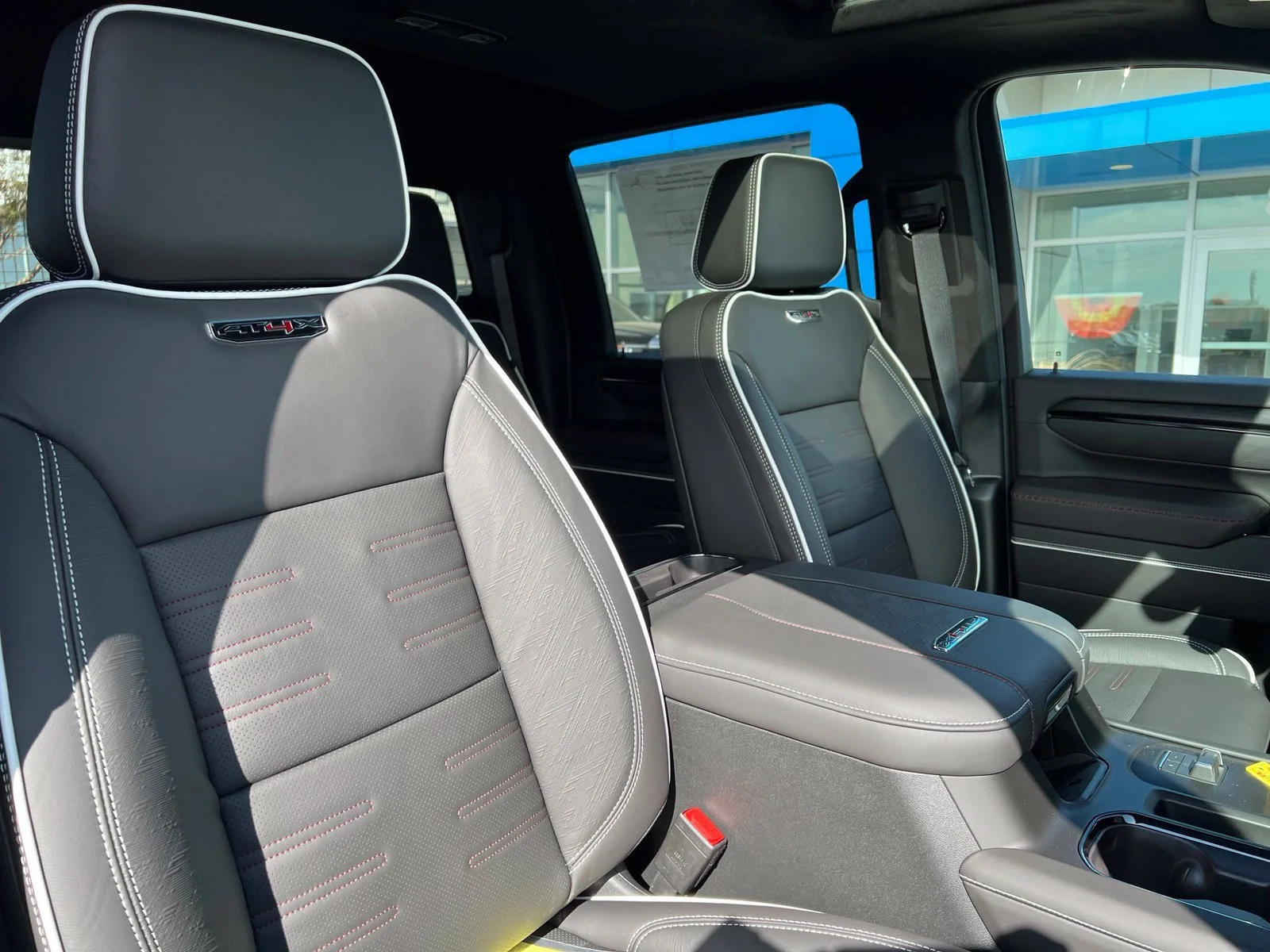 2026 GMC Sierra 2500HD AT4X - Photo 14