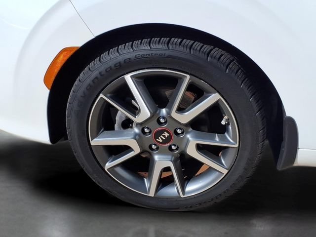 Used 2020 White Kia GT-Line Turbo image 29