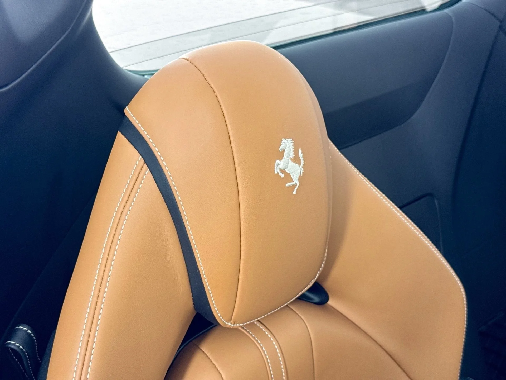 2021 Ferrari 812 GTS Base - Photo 26
