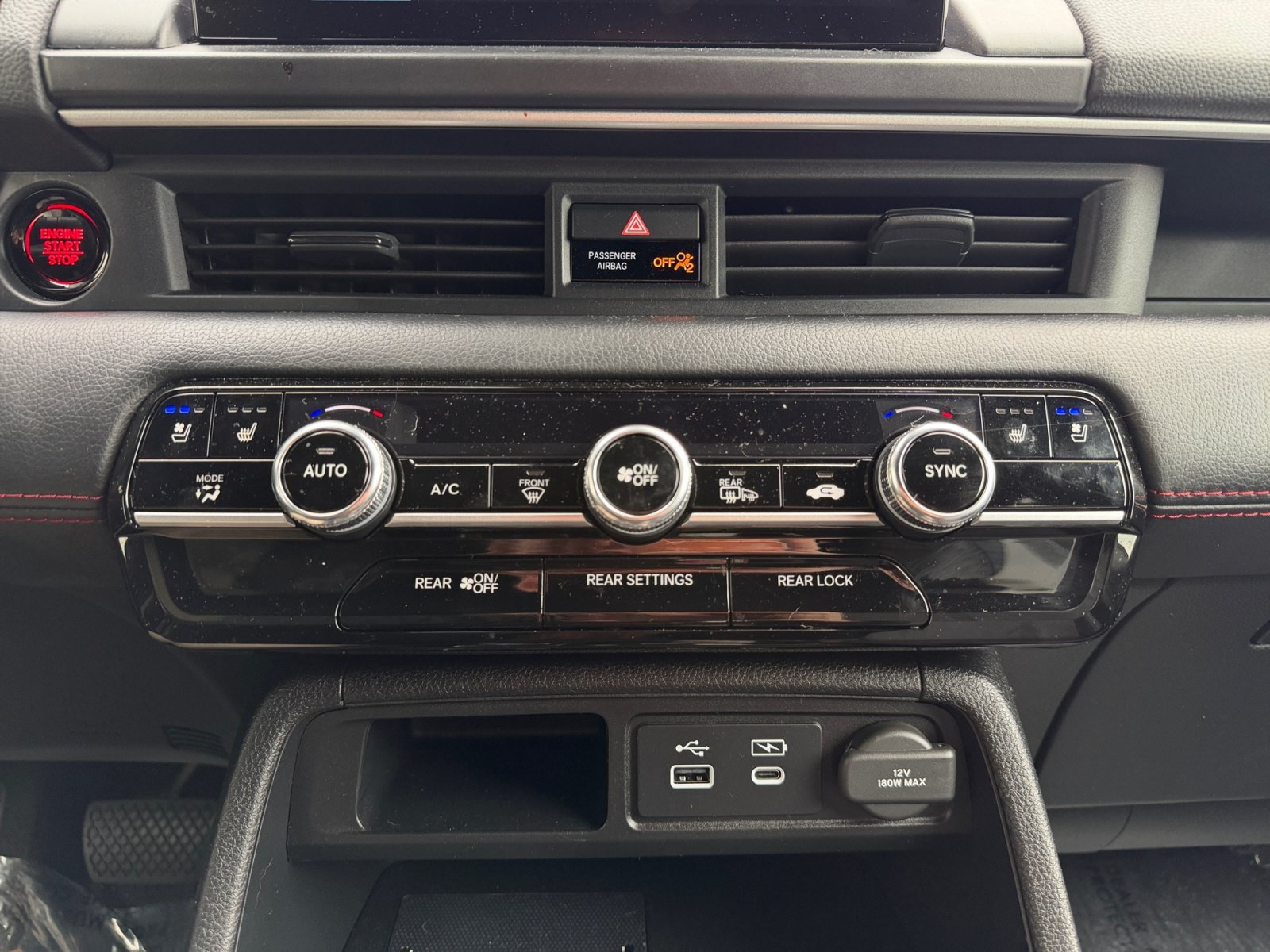 2025 Honda Pilot Black Edition - Photo 22