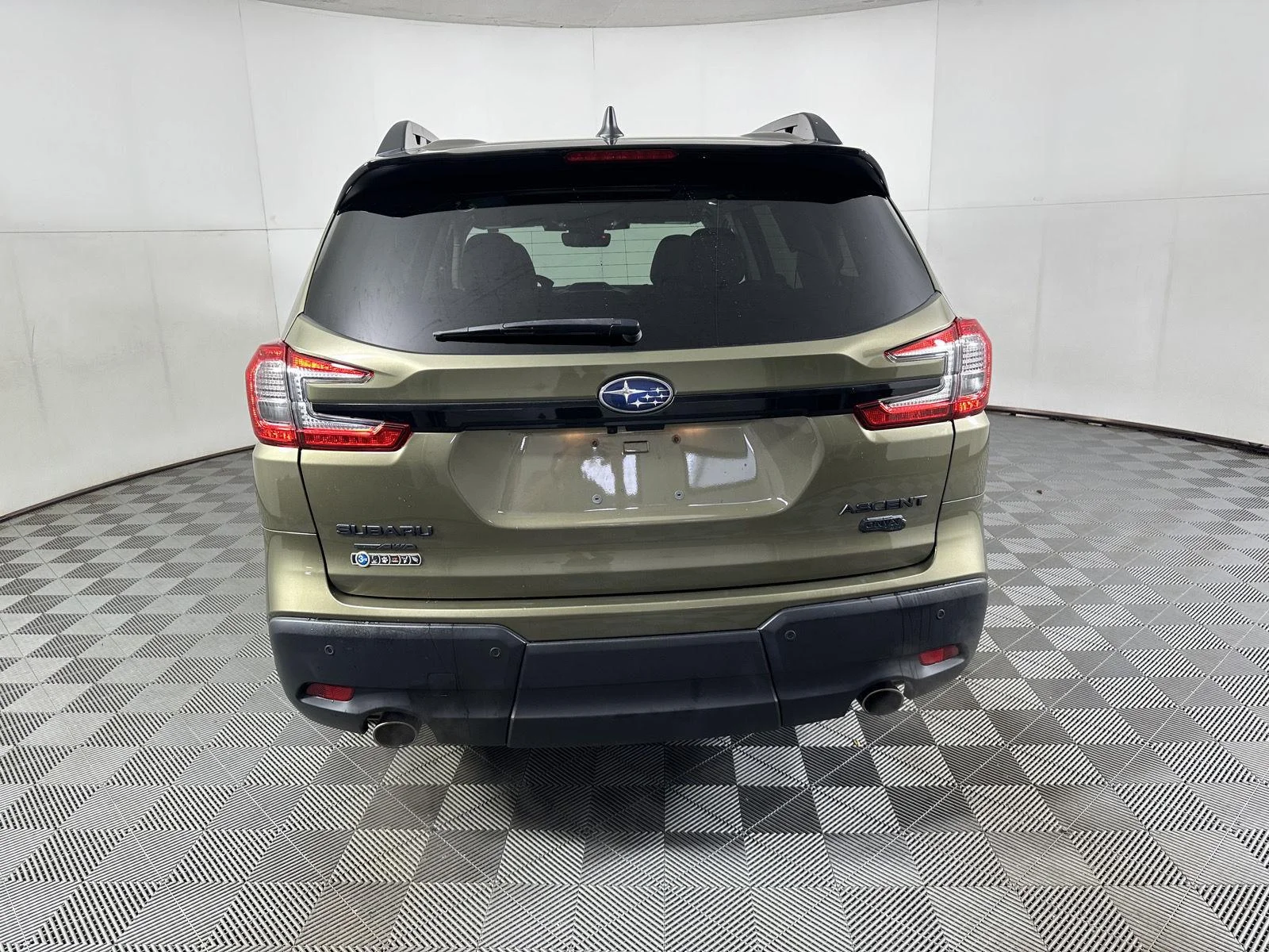 Used 2023 Autumn Green Metallic Subaru Onyx Edition Limited image 14