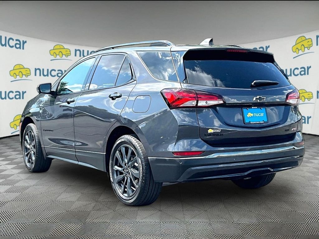 Used 2023 Gray Chevrolet RS image 4
