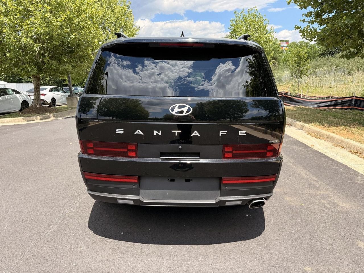 New 2026 Phantom Black Hyundai SEL AWD image 5