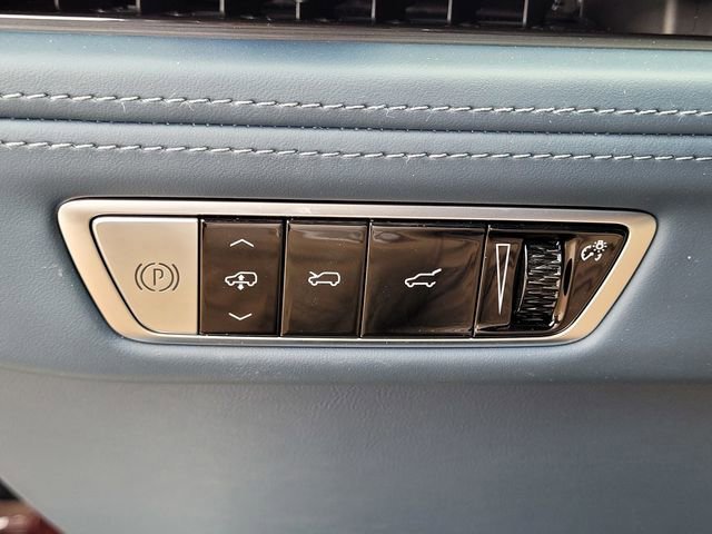 2025 Cadillac Escalade IQ Sport 2 - Photo 13