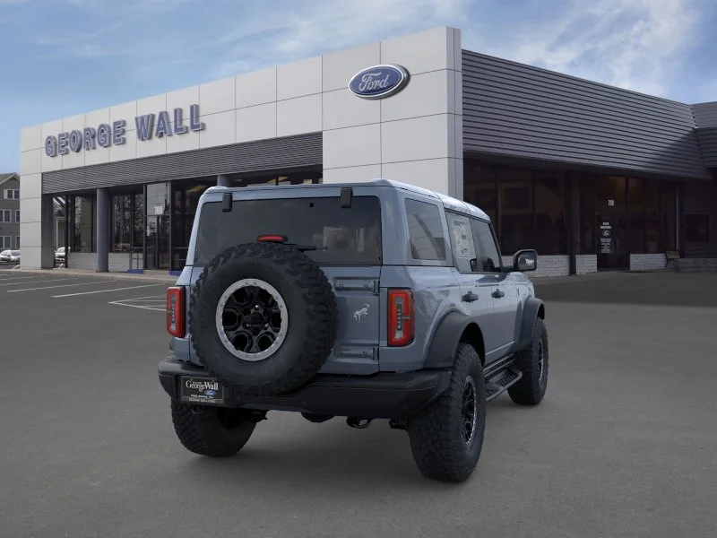 New 2025 Azure Gray Metallic Tri-Coat Ford Badlands® image 33