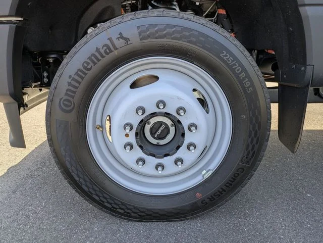 New 2026 Oxford White Ford F-450® XL image 11