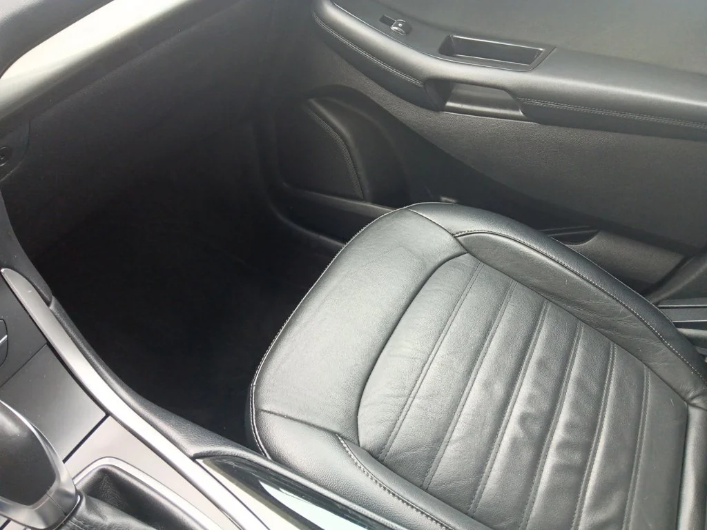 Used 2017 Magnetic Ford SEL image 27