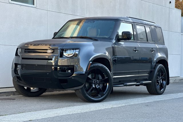 2026 Land Rover Defender 110 X-Dynamic SE