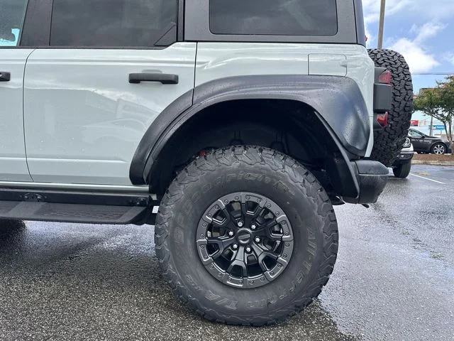 Used 2022 Green Ford Raptor image 10